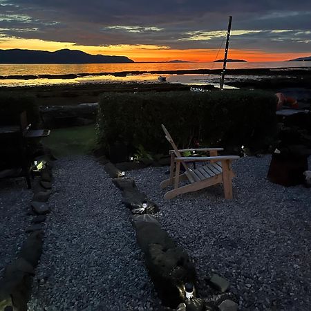 Carnmhor, Isle Of Skye - Stunning 242 Year Old Cottage On Its Own Sea Shore! Breakish Buitenkant foto