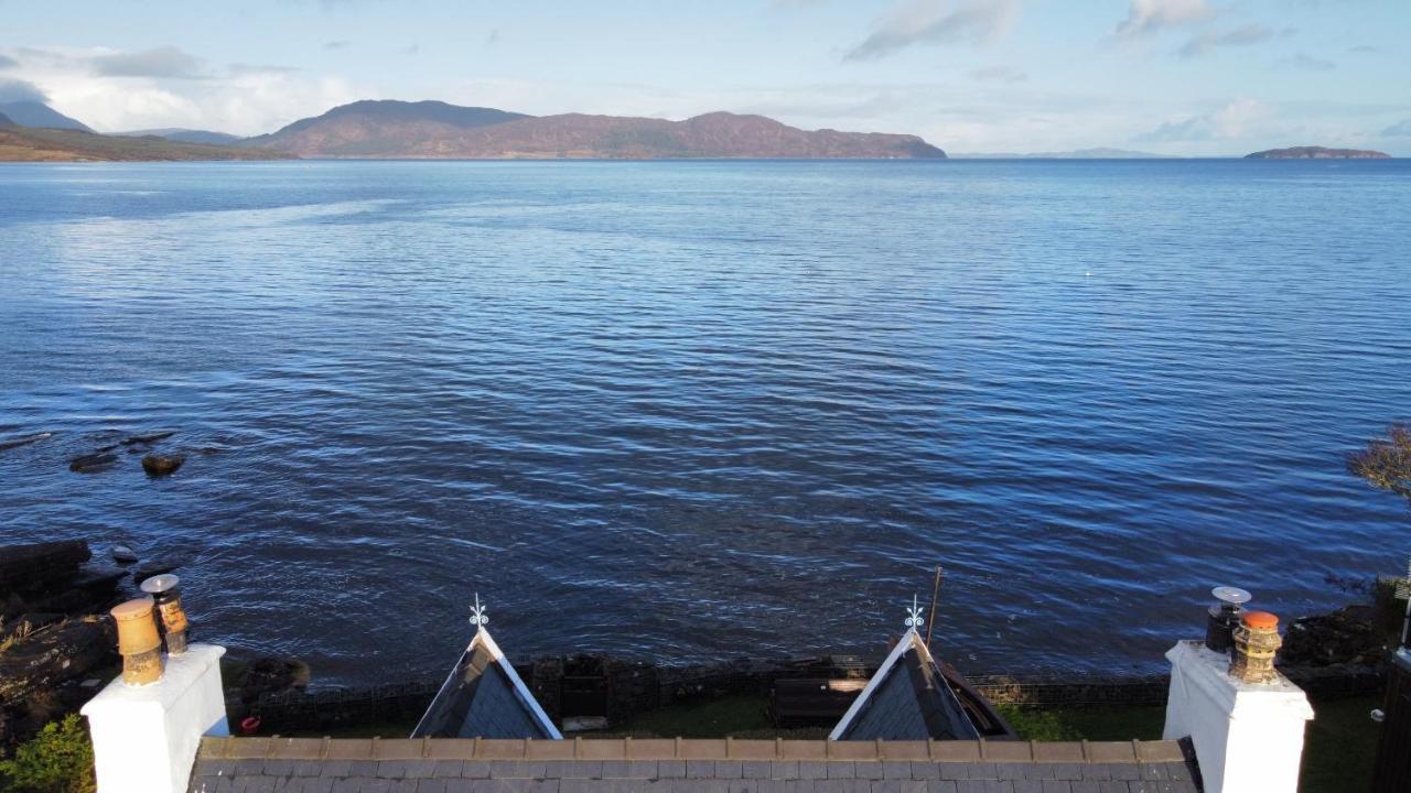 Carnmhor, Isle Of Skye - Stunning 242 Year Old Cottage On Its Own Sea Shore! Breakish Buitenkant foto