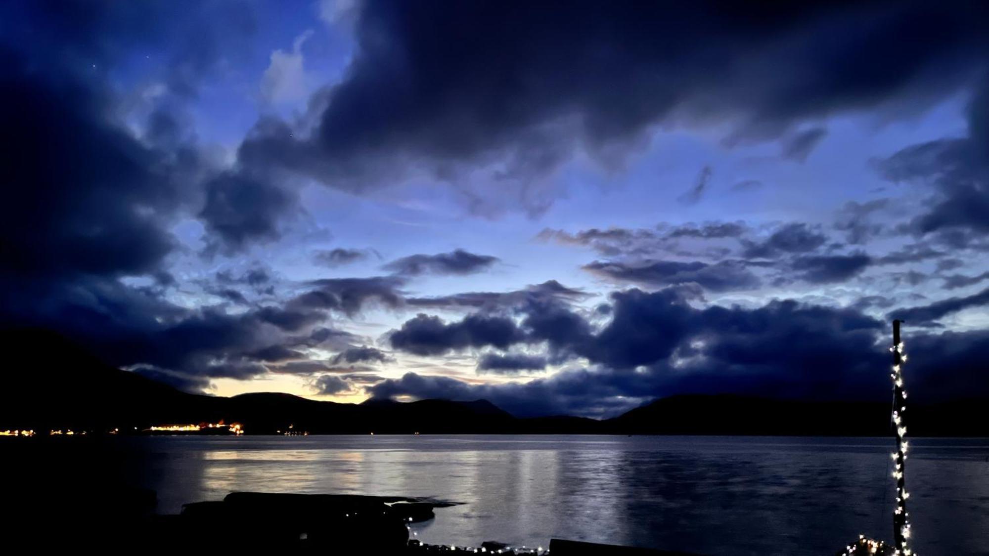 Carnmhor, Isle Of Skye - Stunning 242 Year Old Cottage On Its Own Sea Shore! Breakish Buitenkant foto