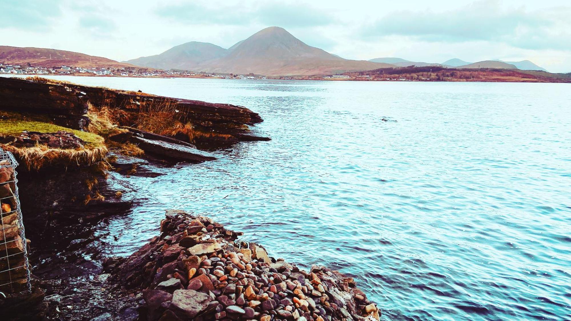 Carnmhor, Isle Of Skye - Stunning 242 Year Old Cottage On Its Own Sea Shore! Breakish Buitenkant foto